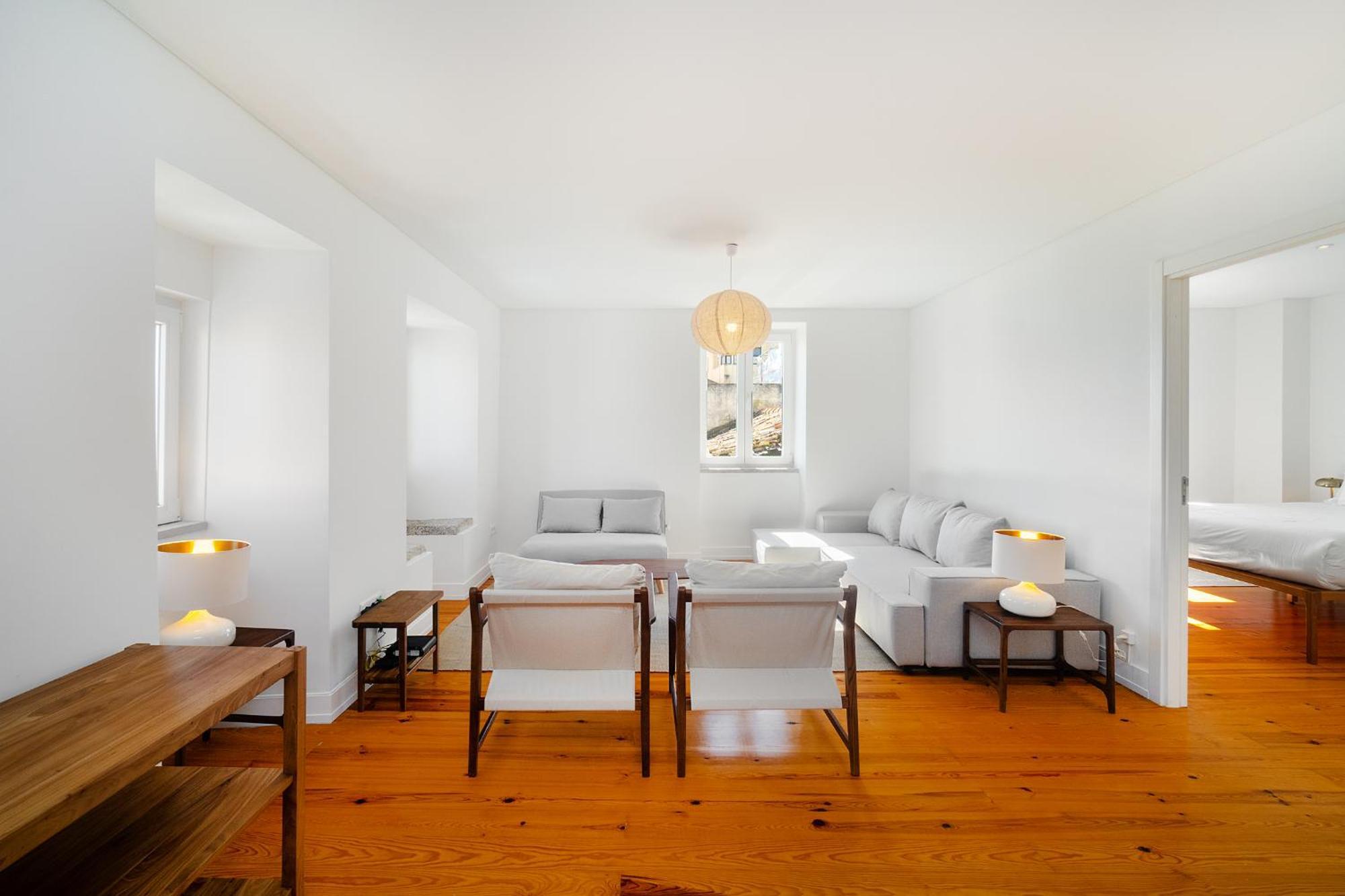 Apartment Whome Exclusive In A Prime Location With River View *