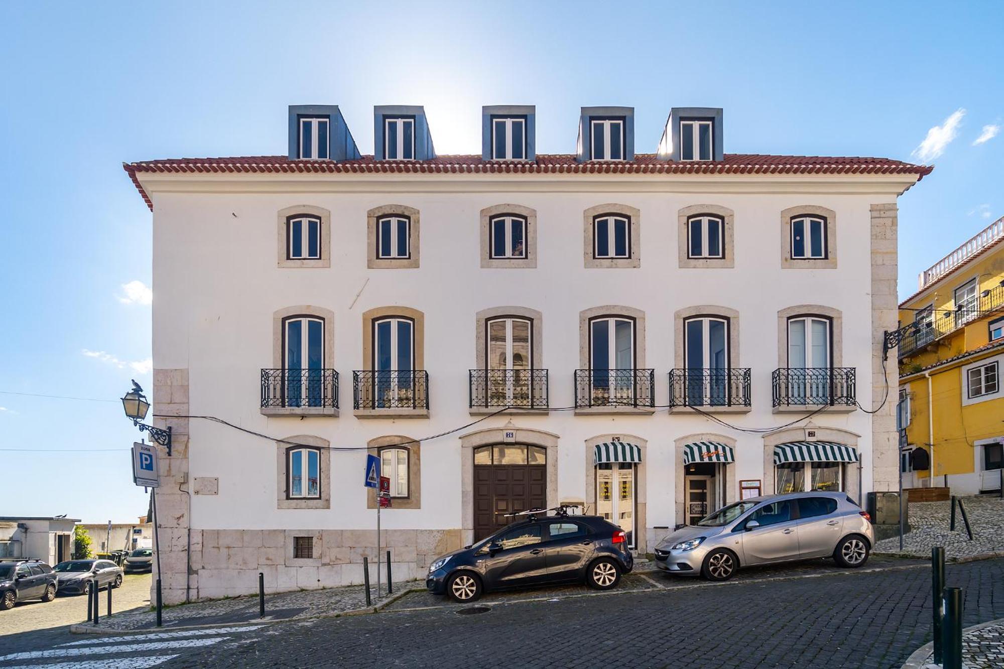 Whome Exclusive In A Prime Location With River View * Lisbon