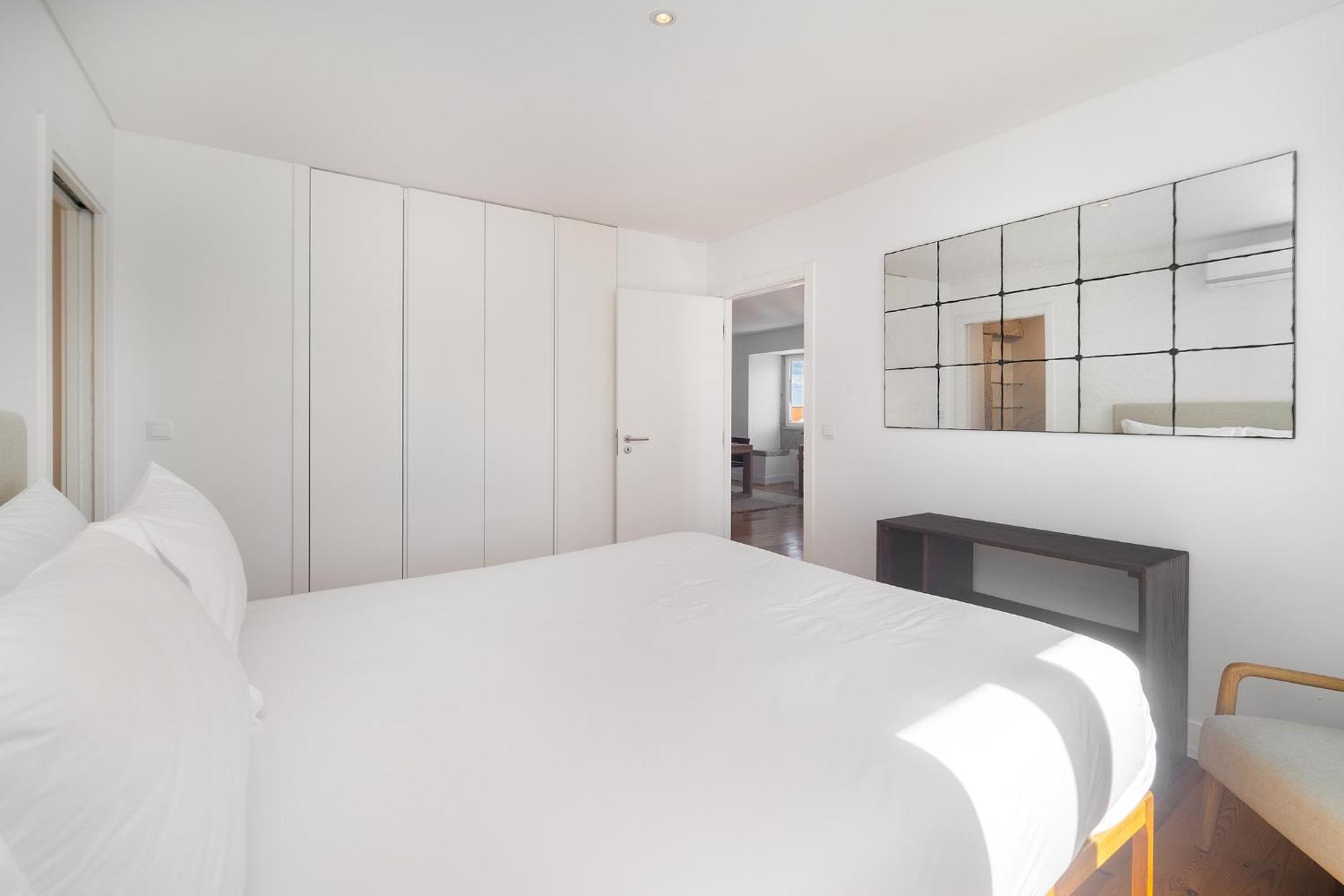 Apartment Whome Exclusive In A Prime Location With River View *
