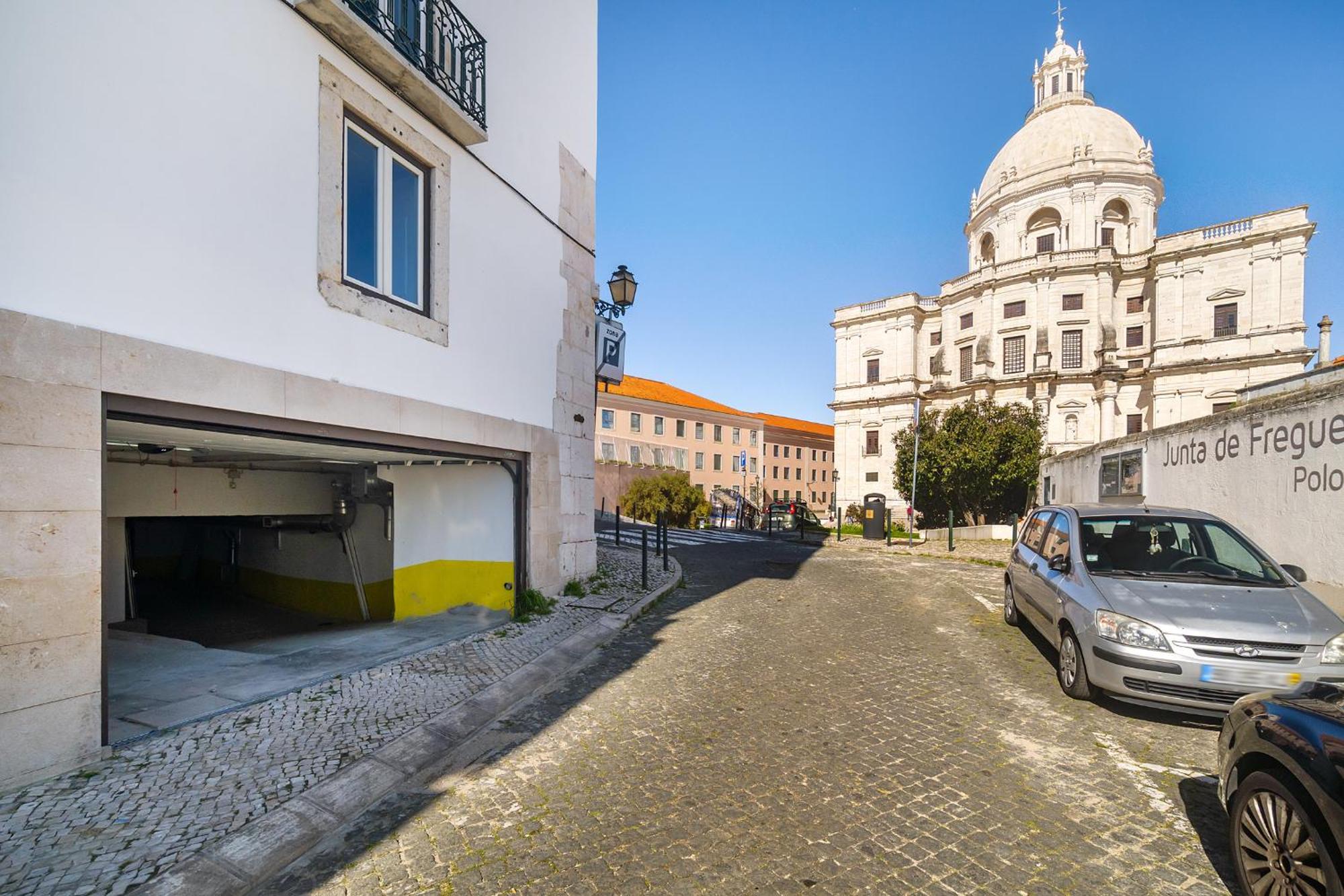Whome Exclusive In A Prime Location With River View Apartment Lisbon
